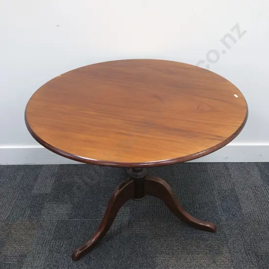 Circular Breakfast Table