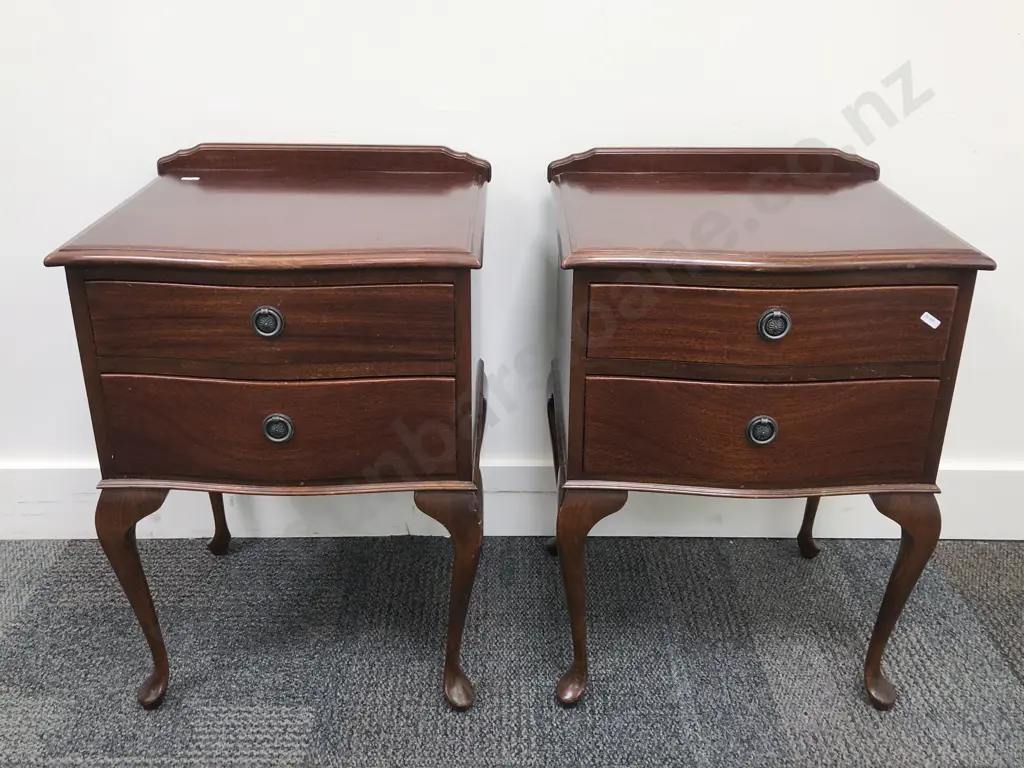 Three Piece Mahogany Bedroom Suit Image 1++