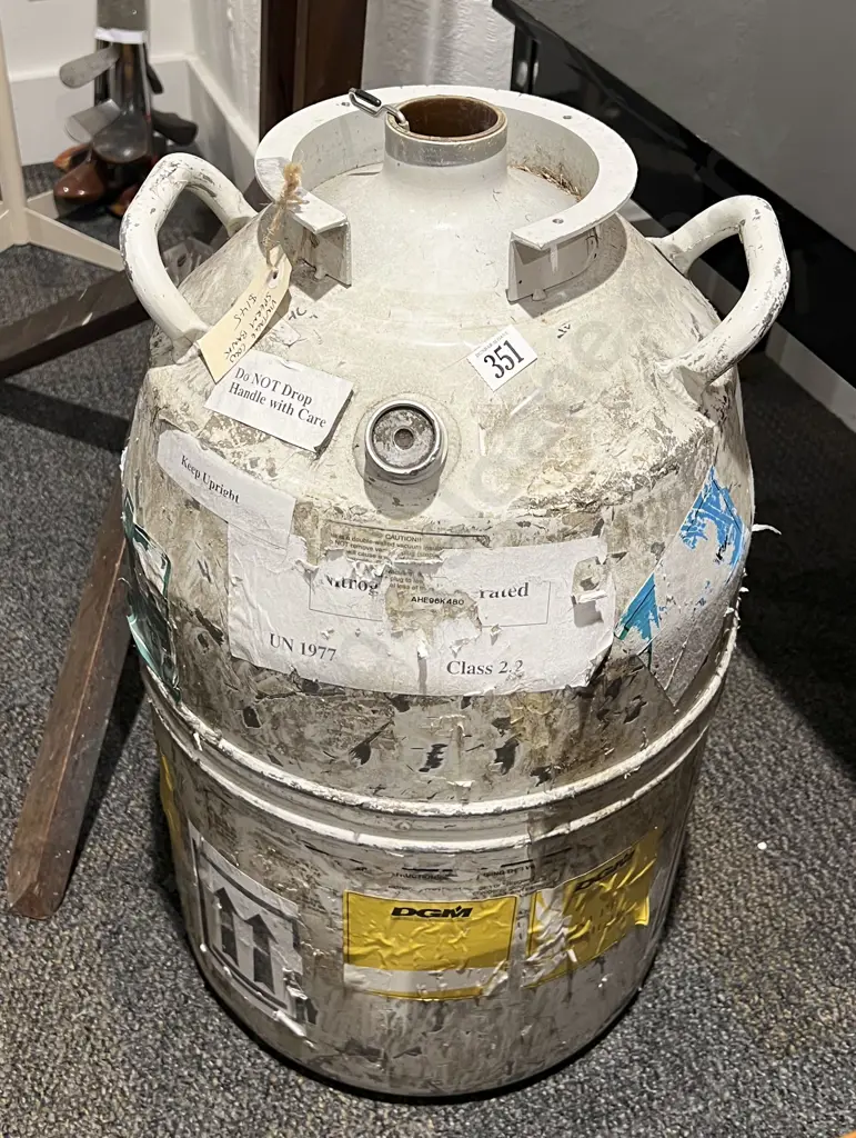 Retro Canister Image 1++