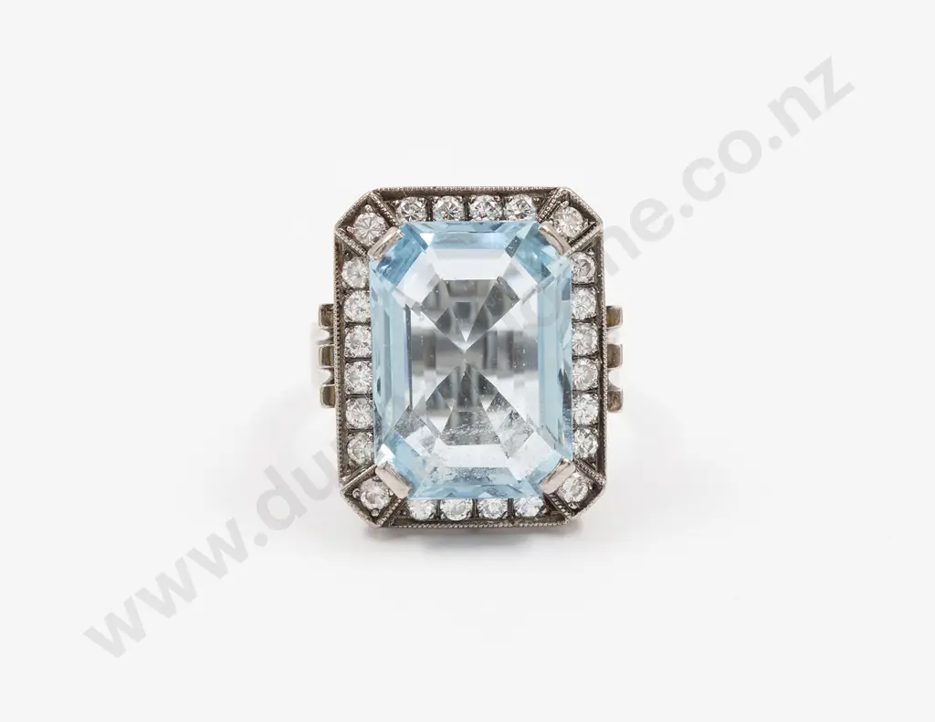 18ct White Gold Single Aquamarine and Diamond Cluster Dress Ring Image 1++