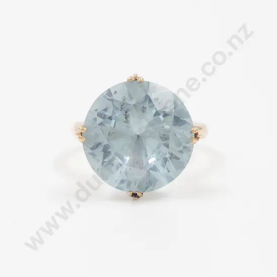 10ct Single Synthetic Blue Spinel Ring