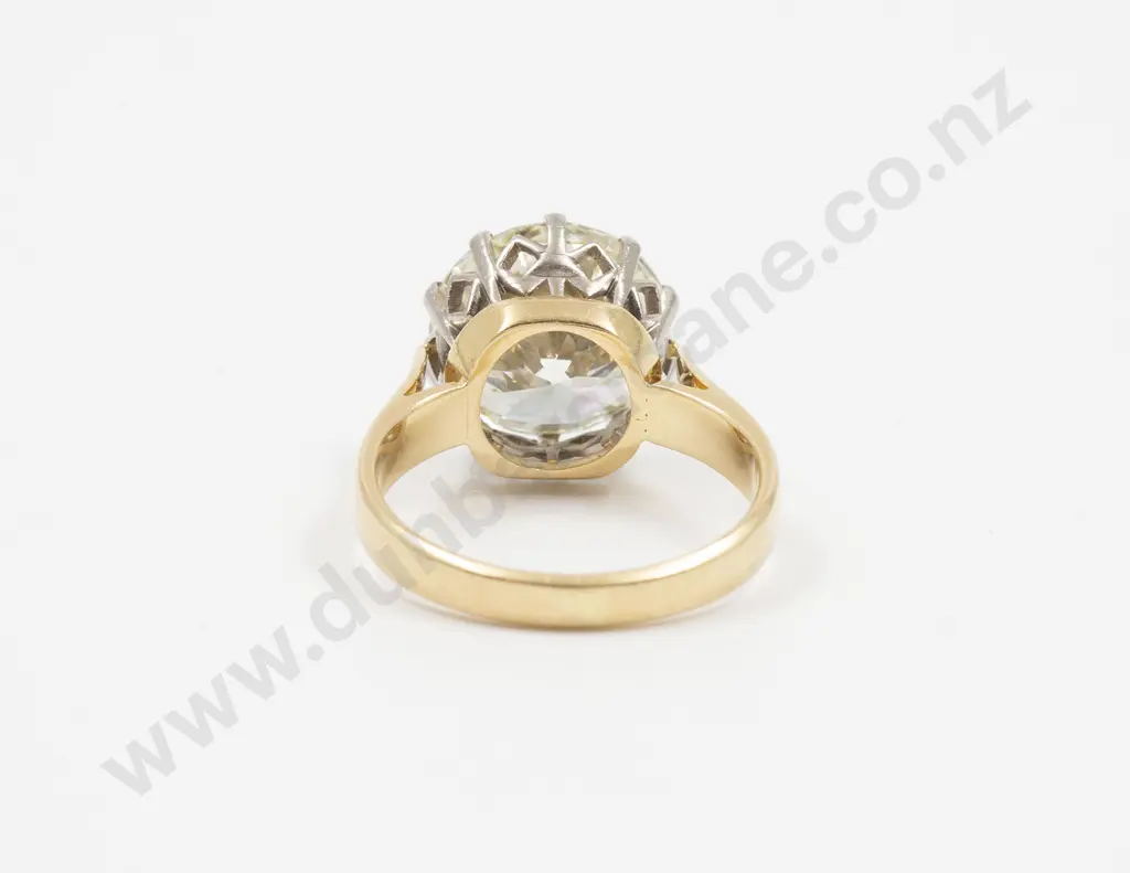 18ct Solitaire Diamond Ring Image 1++