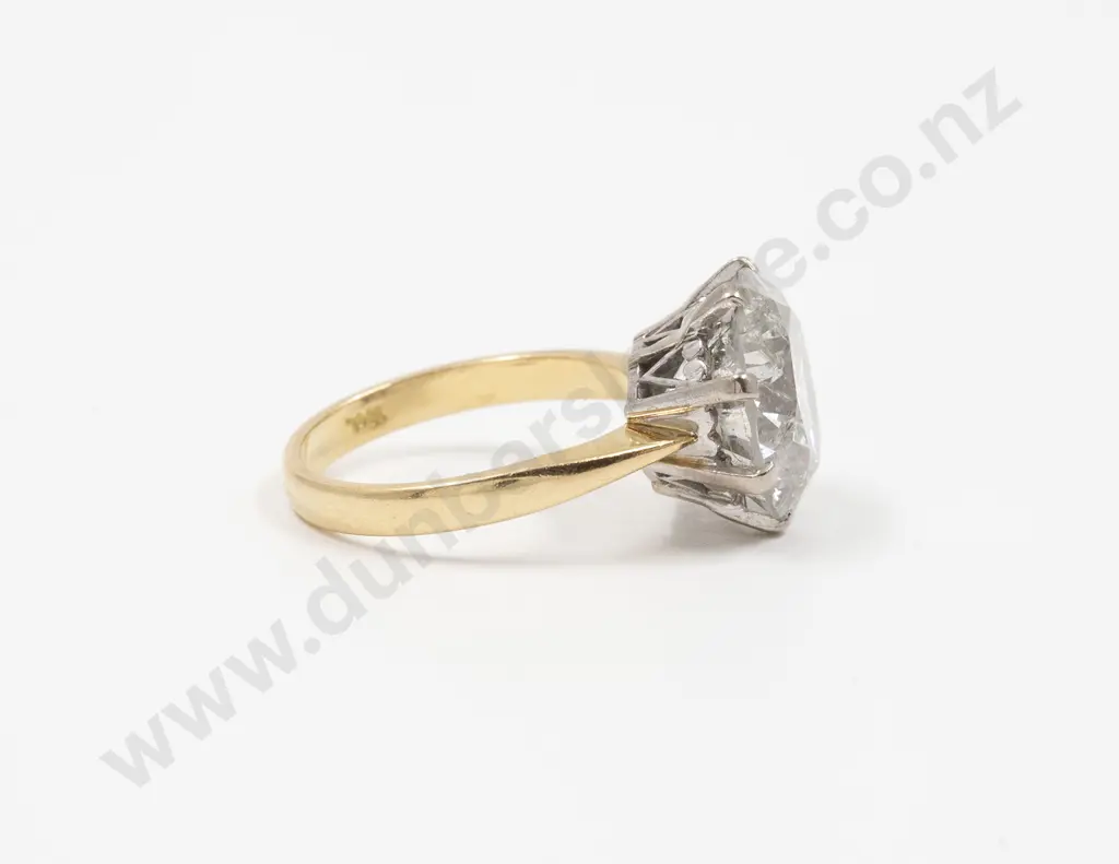 18ct Solitaire Diamond Ring Image 1++