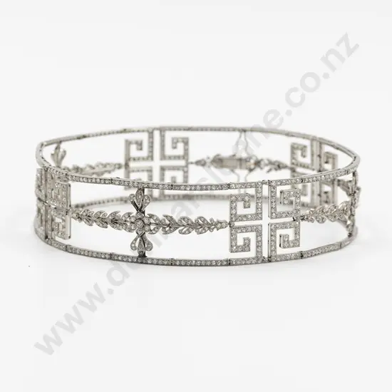 Fine and Rare Belle Epoque Platinum and Diamond Choker Necklace