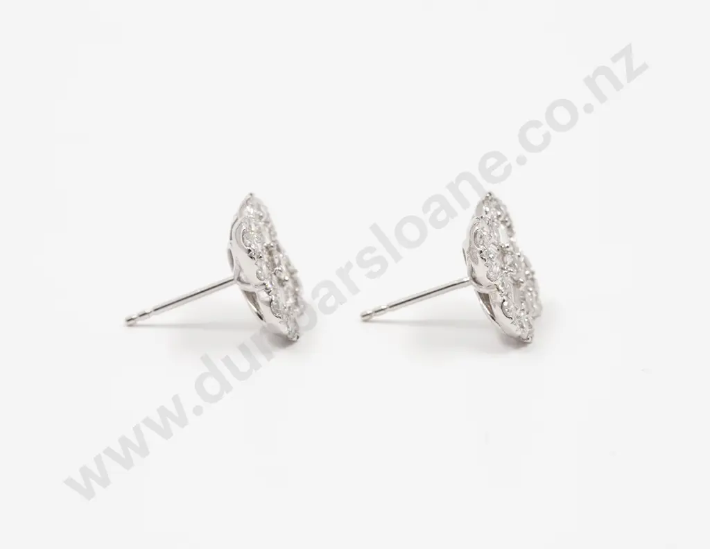 18ct White Gold Diamond Cluster Earrings Image 1++