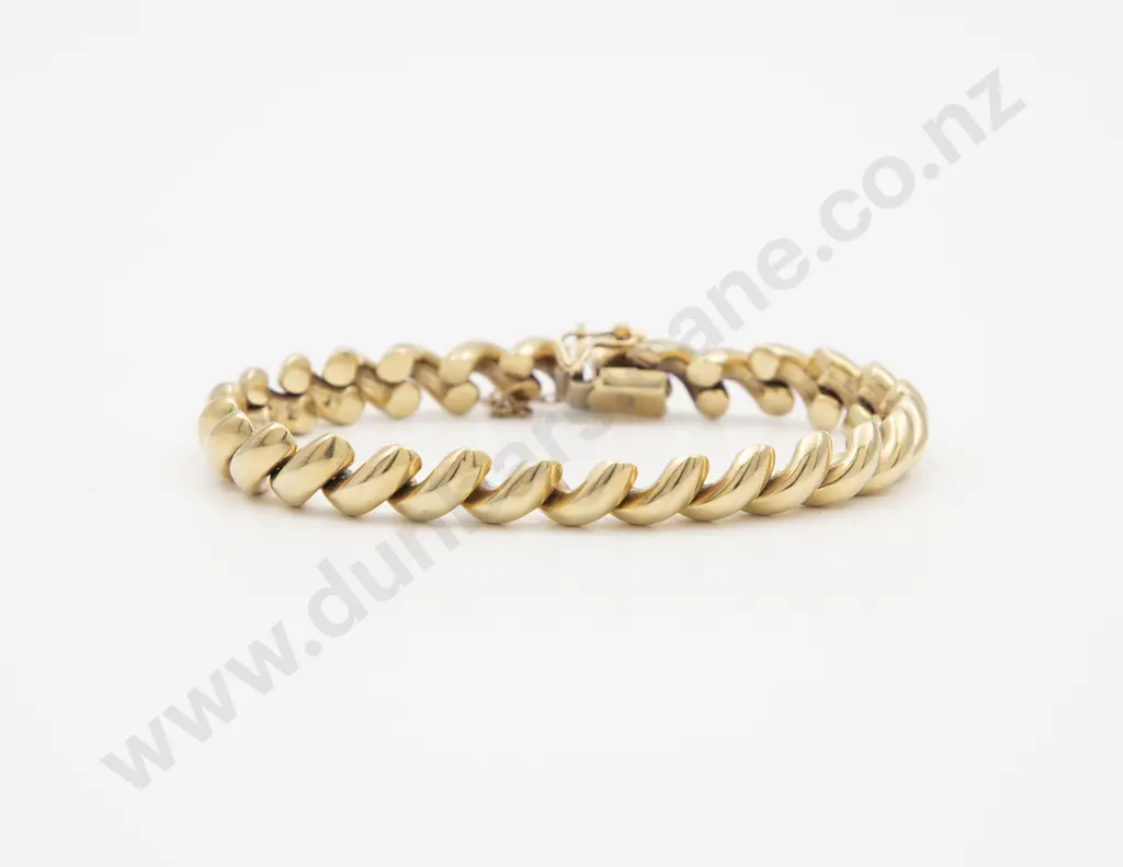 14ct Hollow Half Hoop Link Bracelet Image 1++