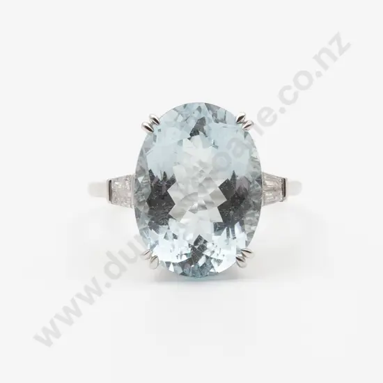 14ct White Gold Single Aquamarine Ring