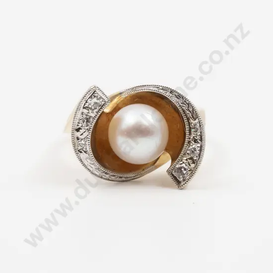 14ct Single Cultured Pearl and Diamond Dress Ring