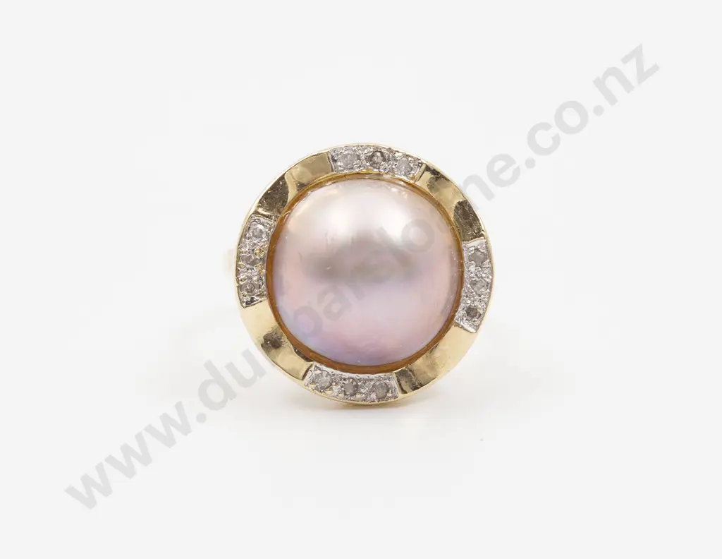 14ct Mabe Pearl and Diamond Cluster Ring Image 1++