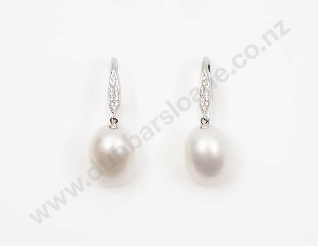 18ct White Gold Diamond and Cultured South Sea Pearl Pendant Earrings Image 1++