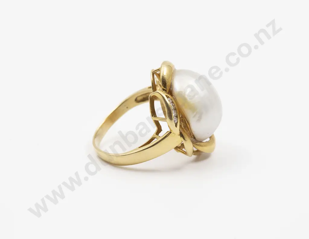 18ct Sea South Cultured Baroque Pearl and Diamond Dress Ring Image 1++