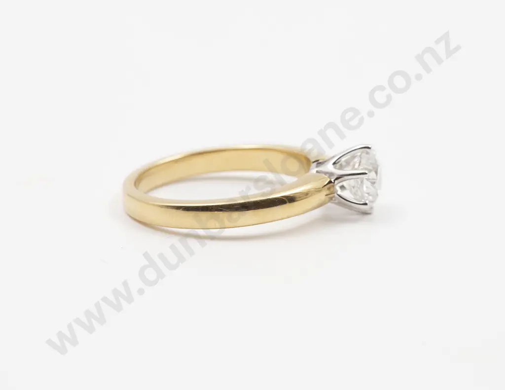18ct Solitaire Diamond Ring Image 1++