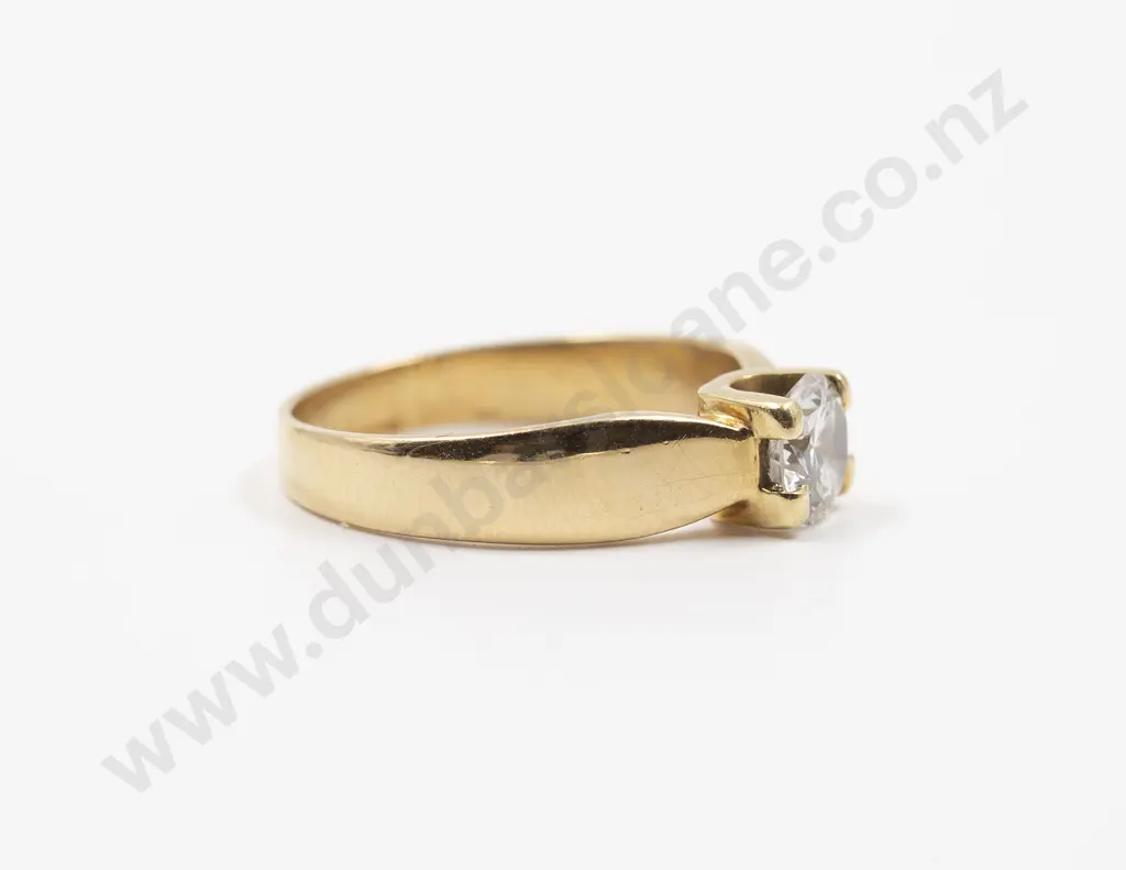 18ct Solitaire Diamond Ring Image 1++