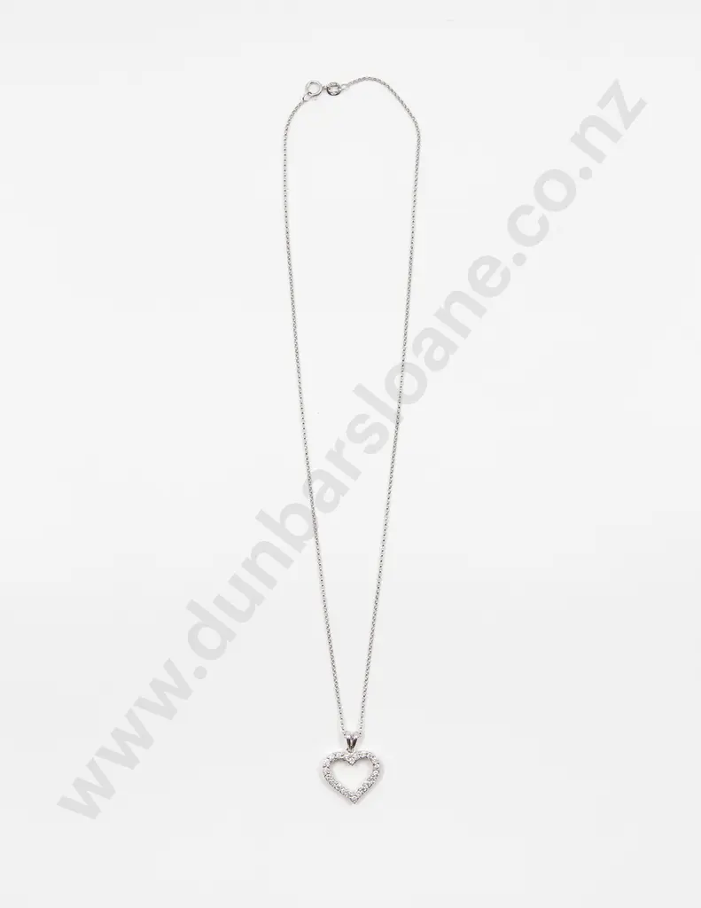 18ct White Gold Diamond Heart Pendant Image 1++