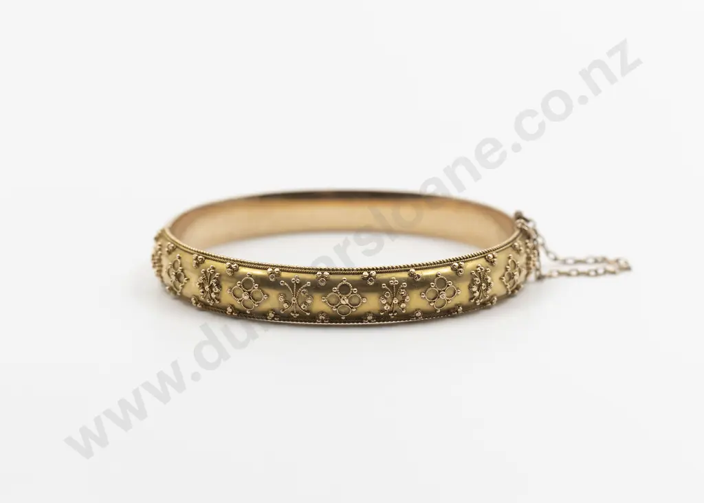 Victorian 15ct Hollow Hinged Snap Bangle Image 1++