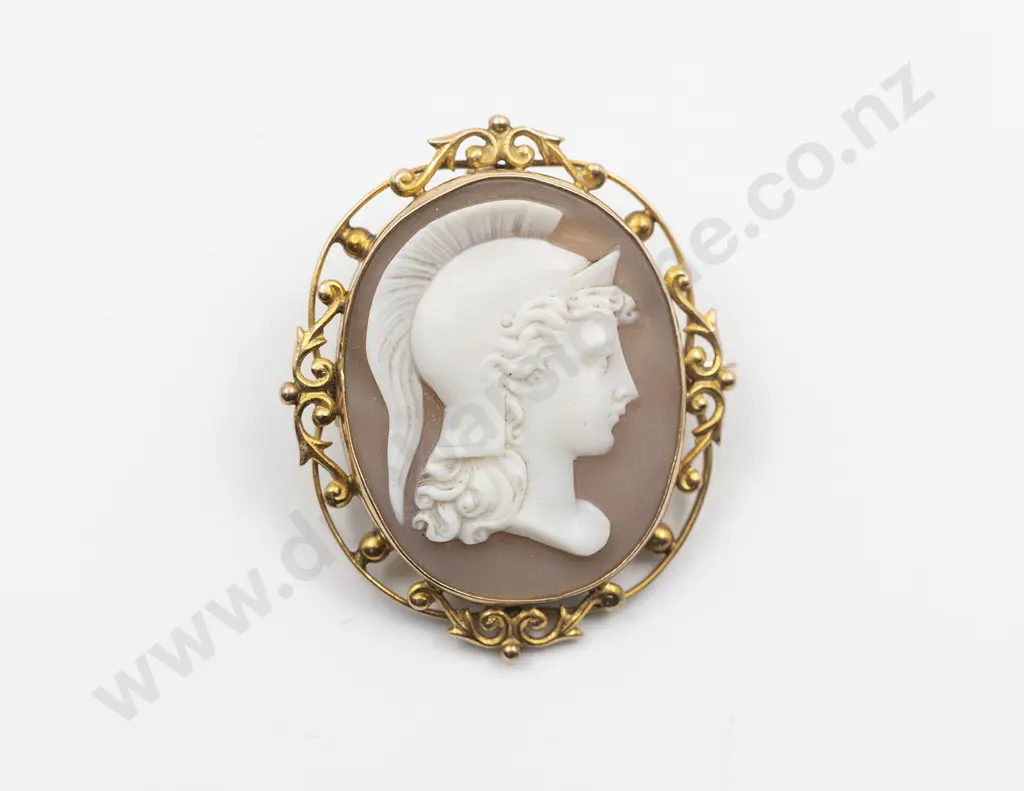 9ct Cameo Brooch Image 1++