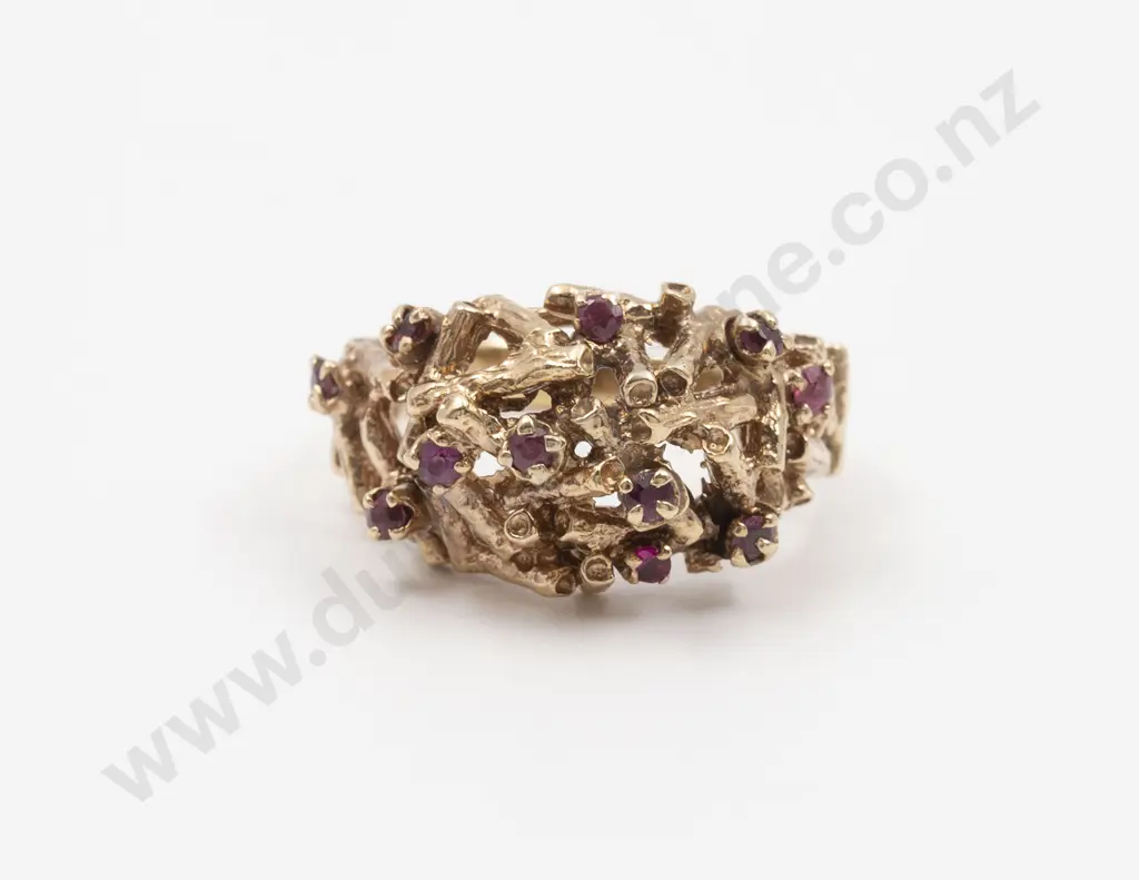 9ct Contemporary Artist Sculptured Design Ring Image 1++