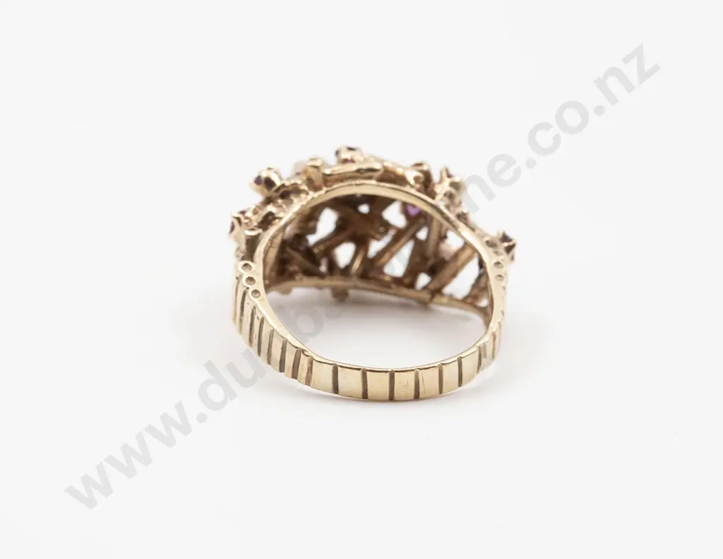 9ct Contemporary Artist Sculptured Design Ring Image 1++