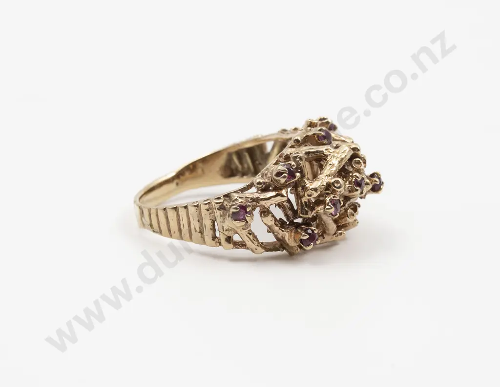 9ct Contemporary Artist Sculptured Design Ring Image 1++