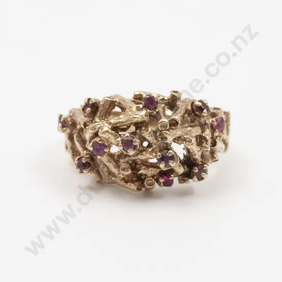 9ct Contemporary Artist Sculptured Design Ring