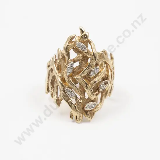 14ct Twelve Stone Diamond Rustic Designed Dress Ring