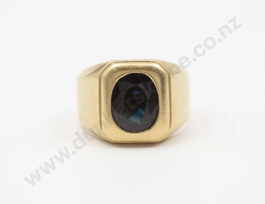 18ct Single Sapphire Gents Dress Signet Ring Image 1++