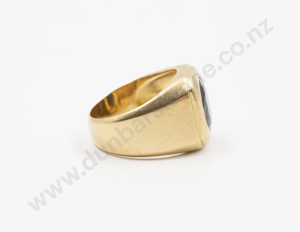 18ct Single Sapphire Gents Dress Signet Ring Image 1++