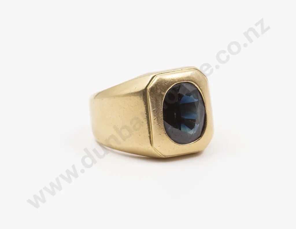 18ct Single Sapphire Gents Dress Signet Ring Image 1++