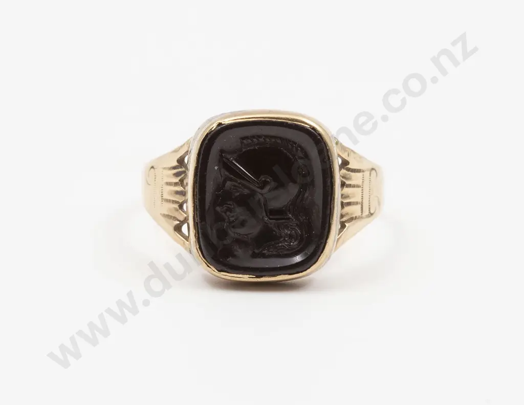 Edwardian 14ct Onyx Intaglio Signet Style Ring Image 1++