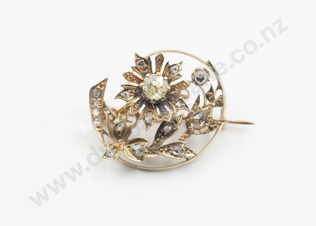 Edwardian 9ct 17stone Diamond Floret Brooch Image 1++