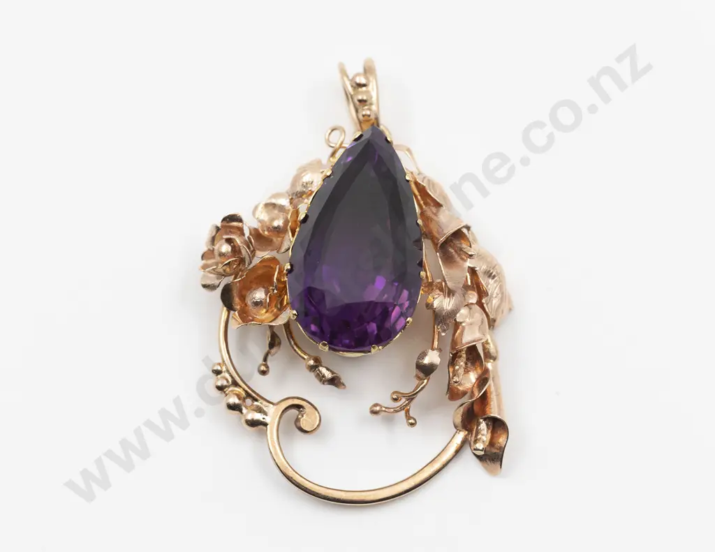 Victorian S/S Photo Locket on Fancy Chain Image 1++