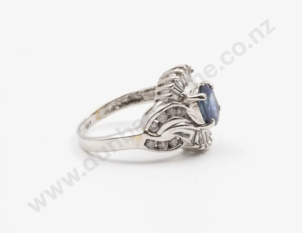 14ct White Gold 31stone Sapphire Diamond Cluster Ring Image 1++