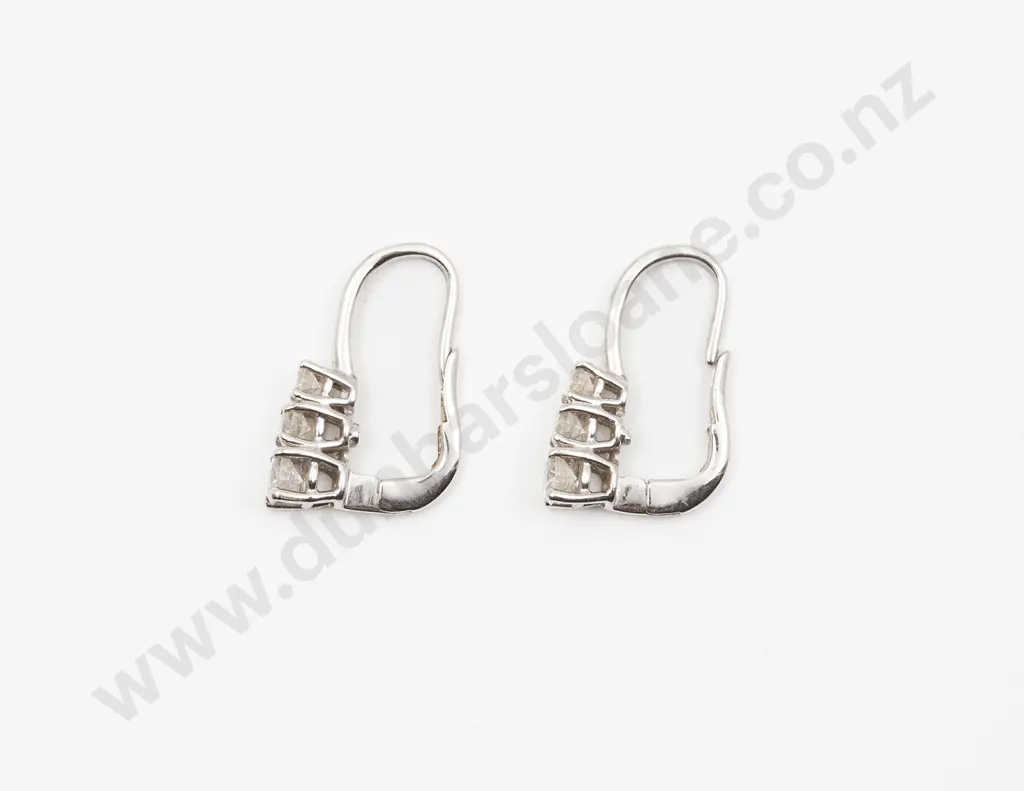 Pair 18ct White Gold Diamond Earrings Image 1++