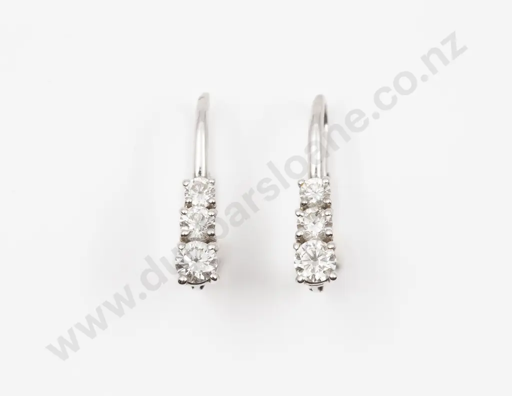 Pair 18ct White Gold Diamond Earrings Image 1++