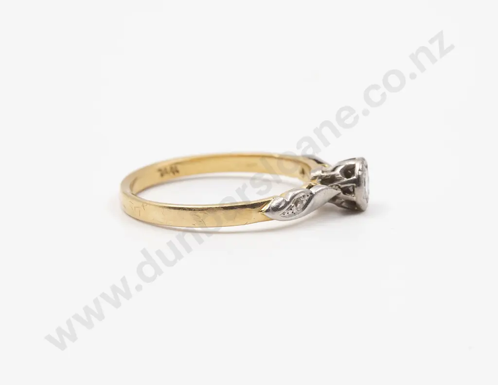 18ct Solitaire Diamond Ring Image 1++