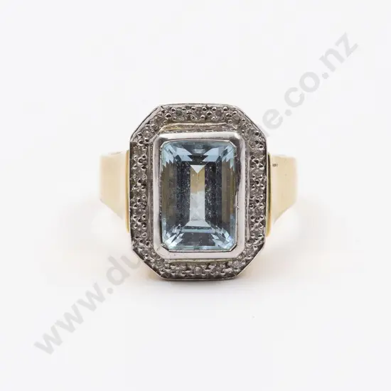 18ct Single Aquamarine and Diamond Dress Ring
