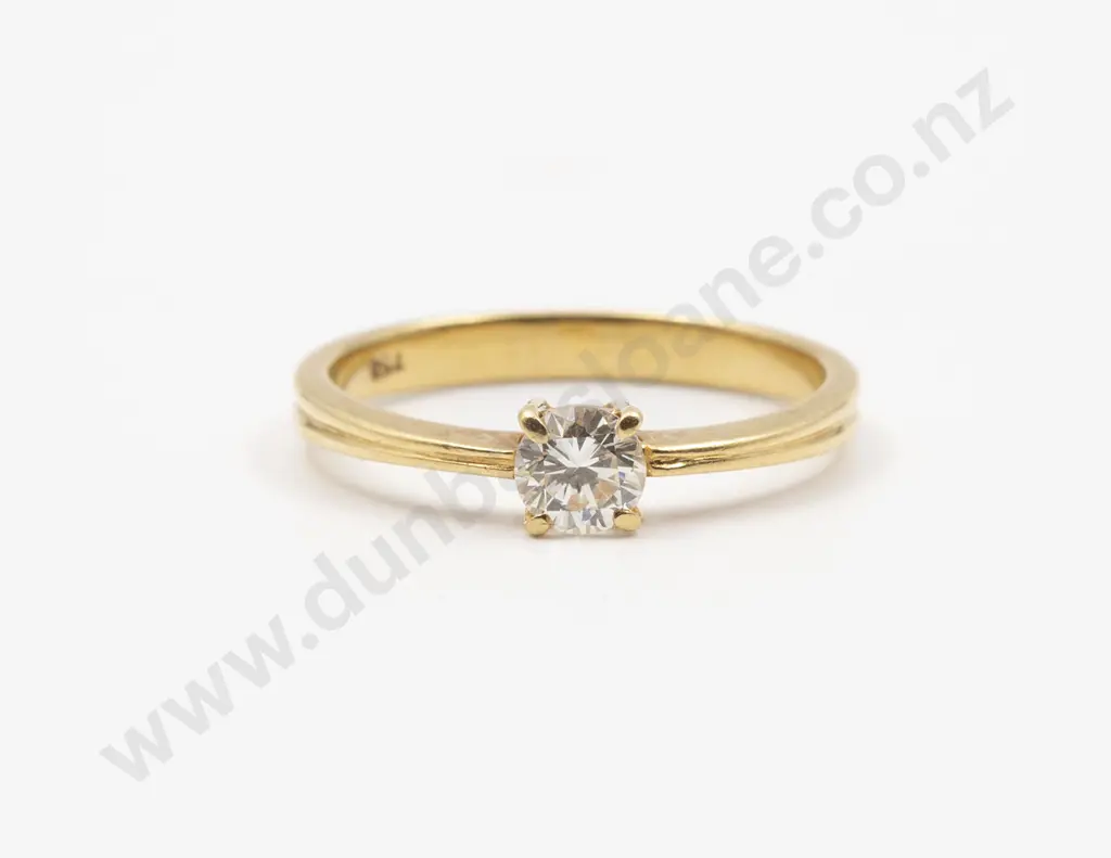 18ct Solitaire Diamond Ring Image 1++