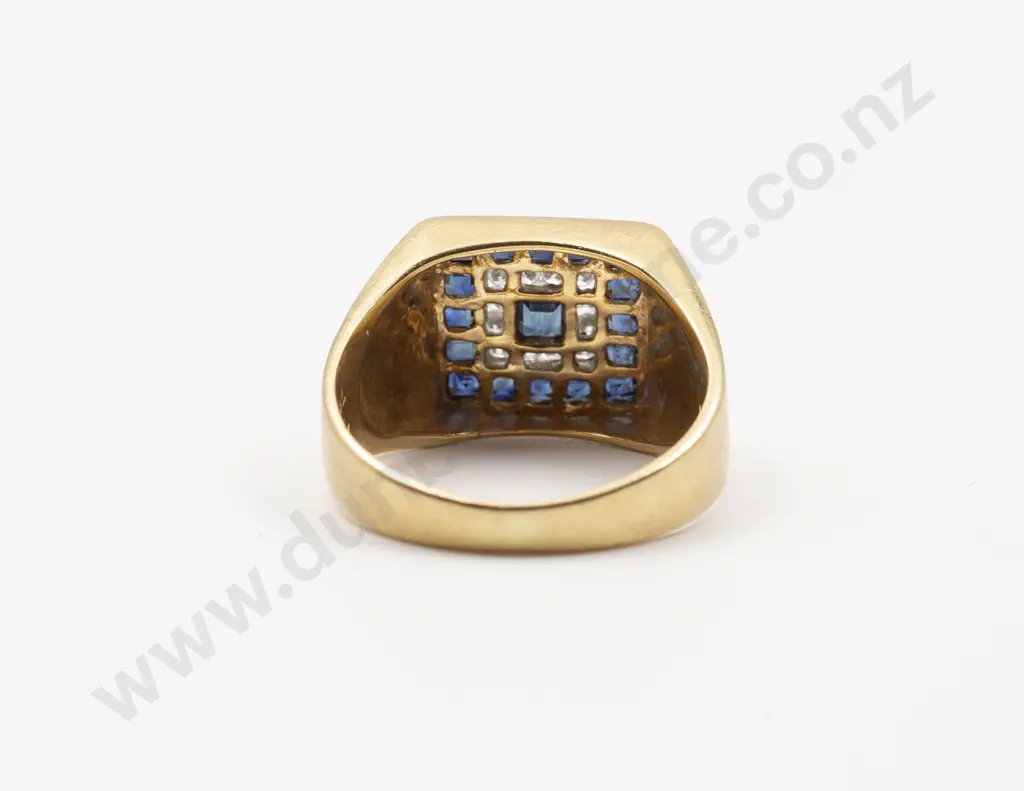 18ct 29stone Sapphire and Diamond Gents Dress Signet Ring Image 1++