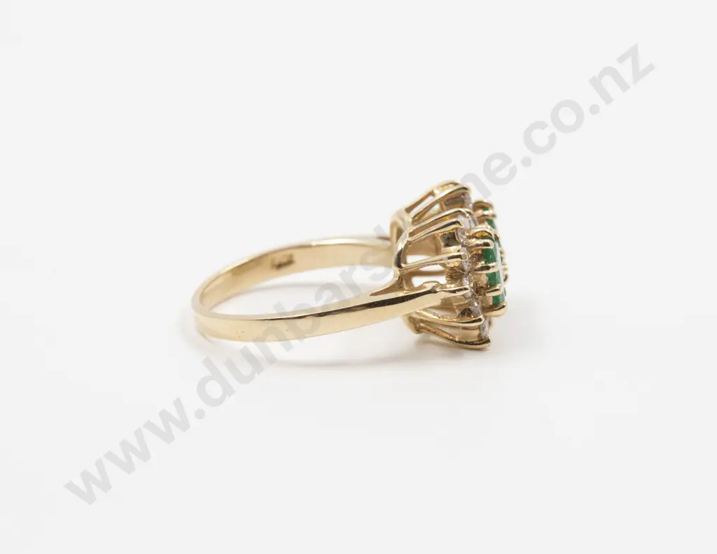 14ct 21stone Emerald and Diamond Cluster Ring Image 1++