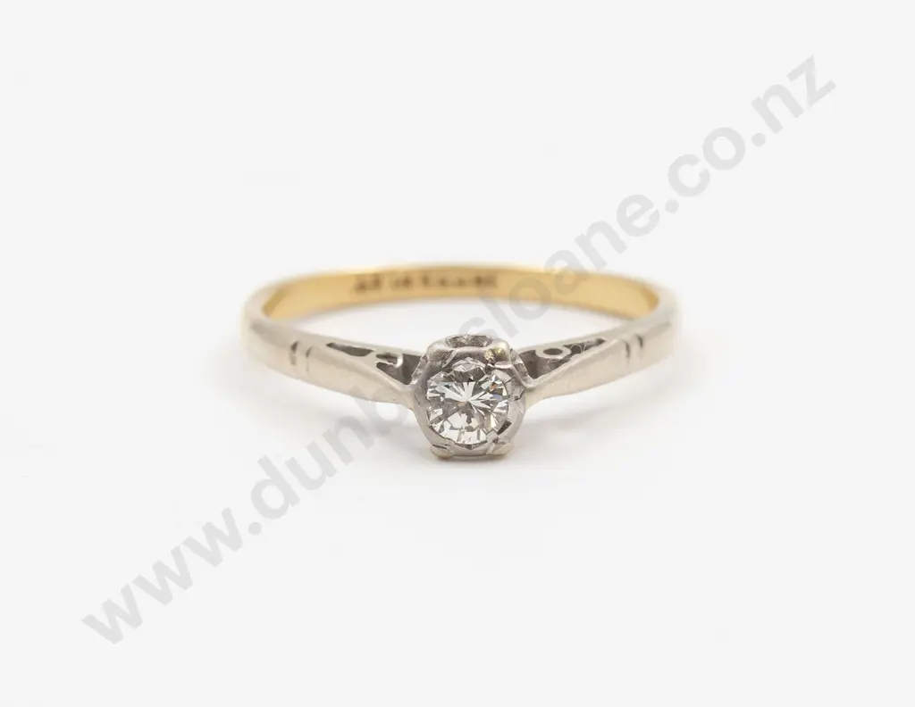 18ct & Platinum Solitaire Diamond Ring Image 1++