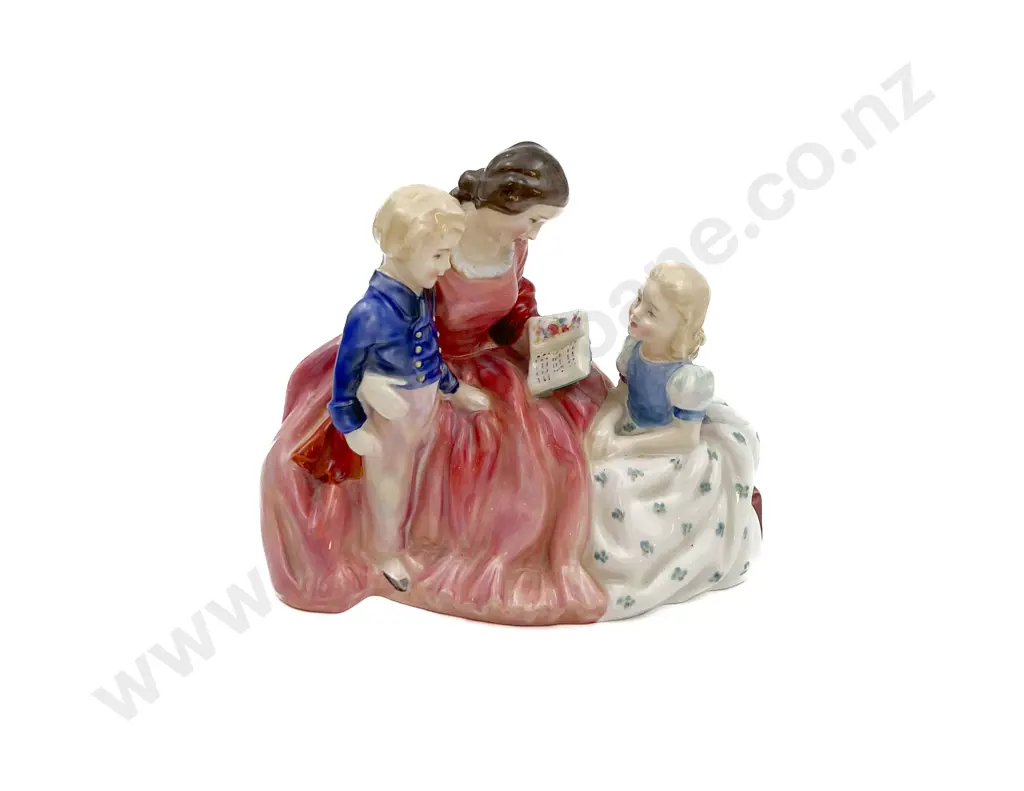 RD Group Figure "Bedtime Story" Image 1++
