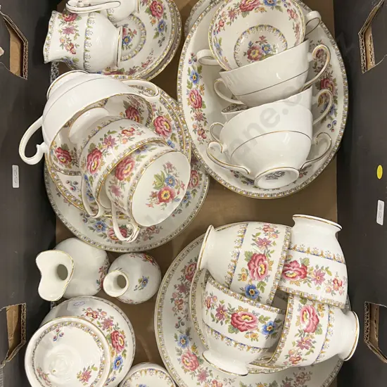 Royal Grafton Part Dinner Service