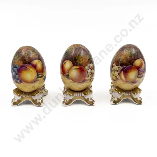 Three Hereford Eggs Painted With Fruit Signed R. Lewis