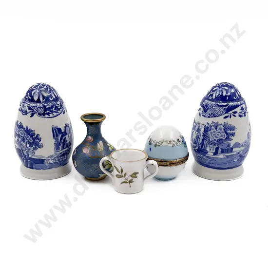 Pair Spode Salt and Pepper and Three Miniatures