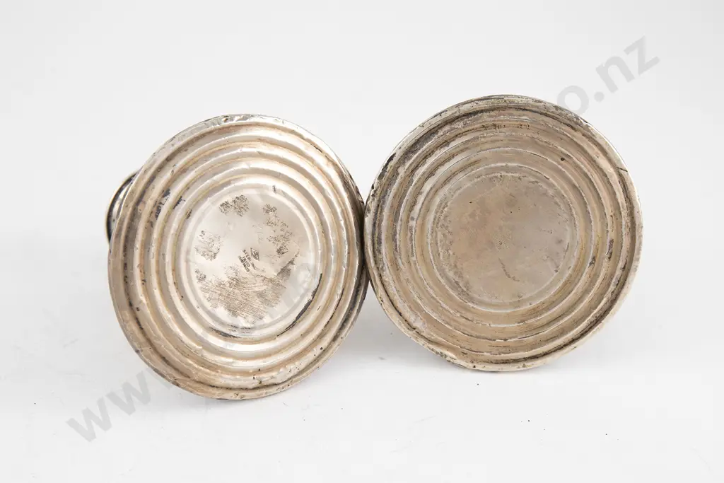 Pair S/S Dwarf Candlesticks Image 1++