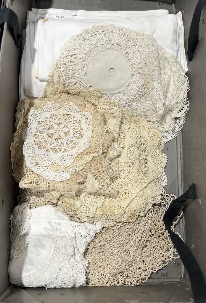 Collection of Handmade Lace and Other Doilies and Linen Napkins (Some Staining) Image 1++
