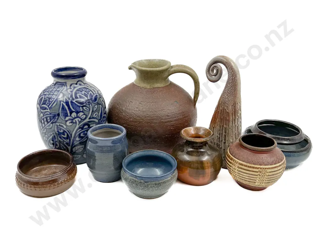 Quantity of Pottery NZ Image 1++
