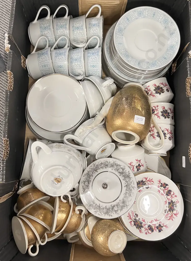 Box of Assorted Fancy Tea China Image 1++