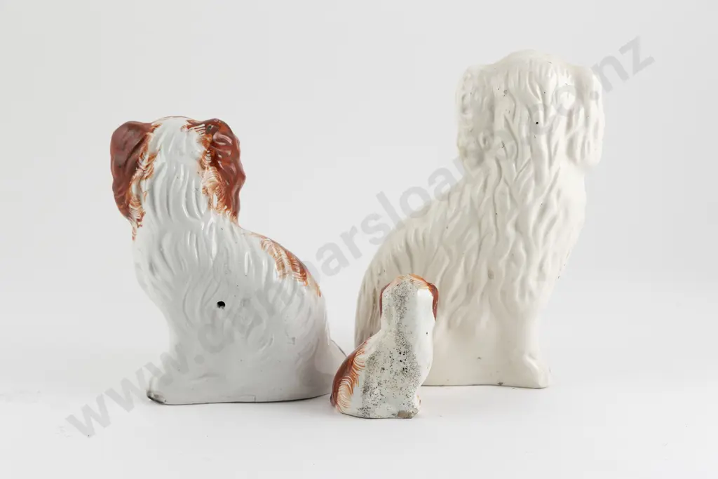 Three Victorian Staffordshire Mantel Dogs Image 1++