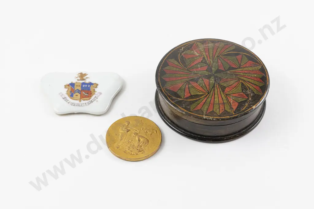 French Gilt Bronze Medal Image 1++
